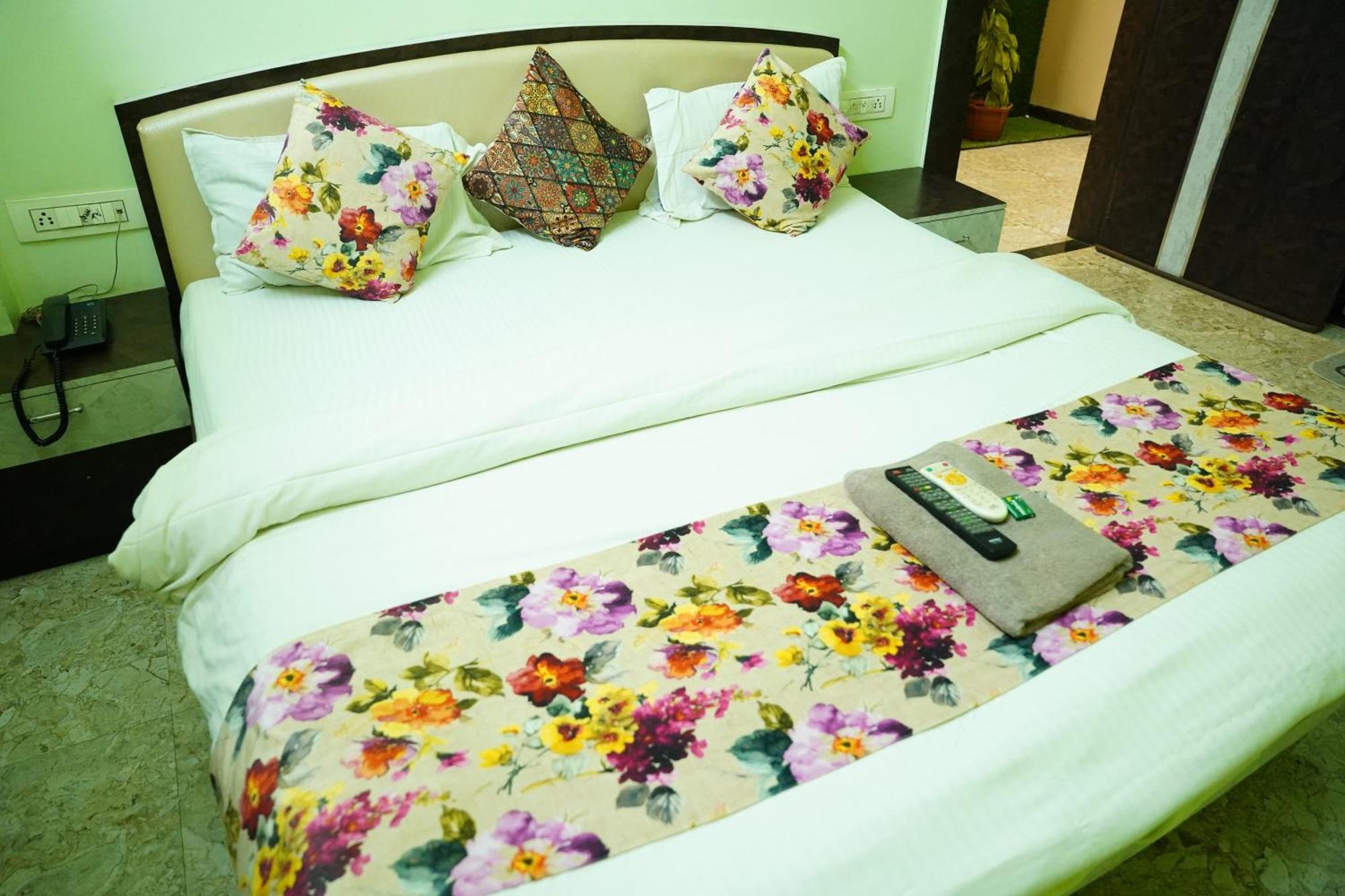 Hotel Mahishmati Palace Maheshwar 外观 照片